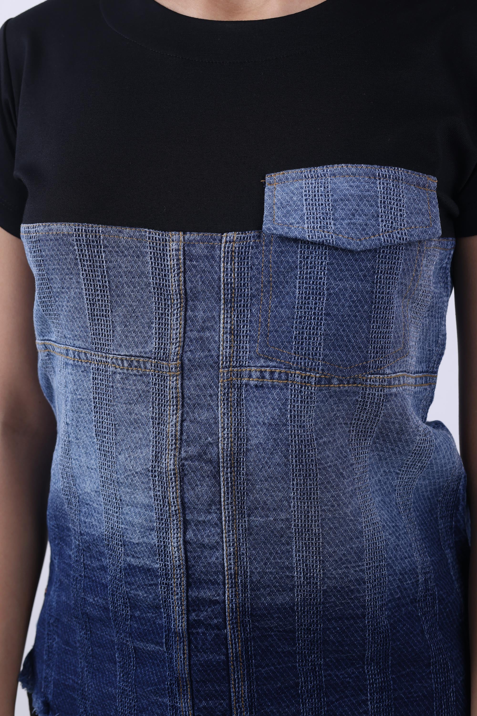 ROUND NECK SHORT SLEEVES COLOUR-BLOCKED DENIM CROP TOP BY BONNATY-5