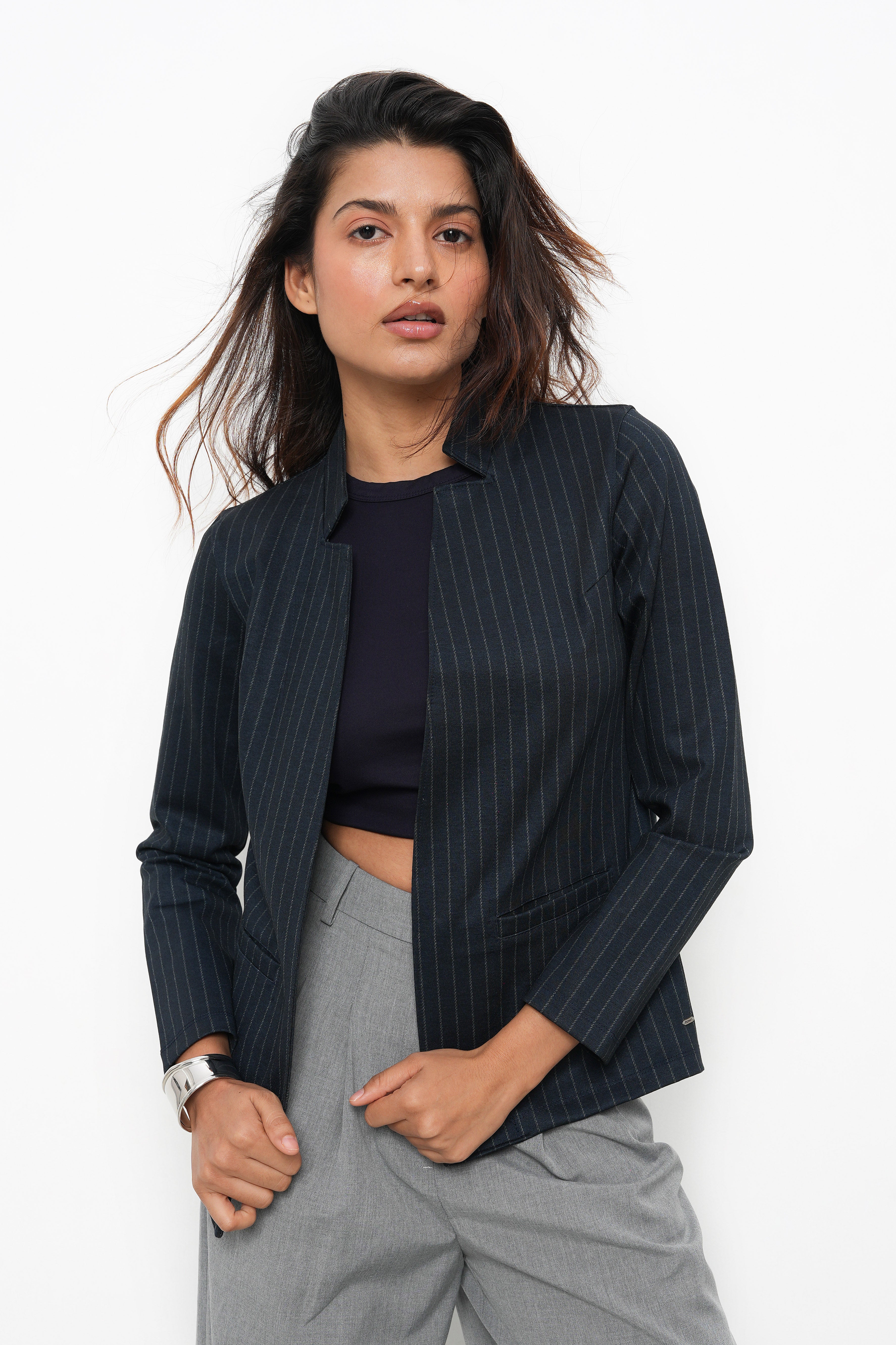 NAVY STRIPE FRONT OPEN BLAZER