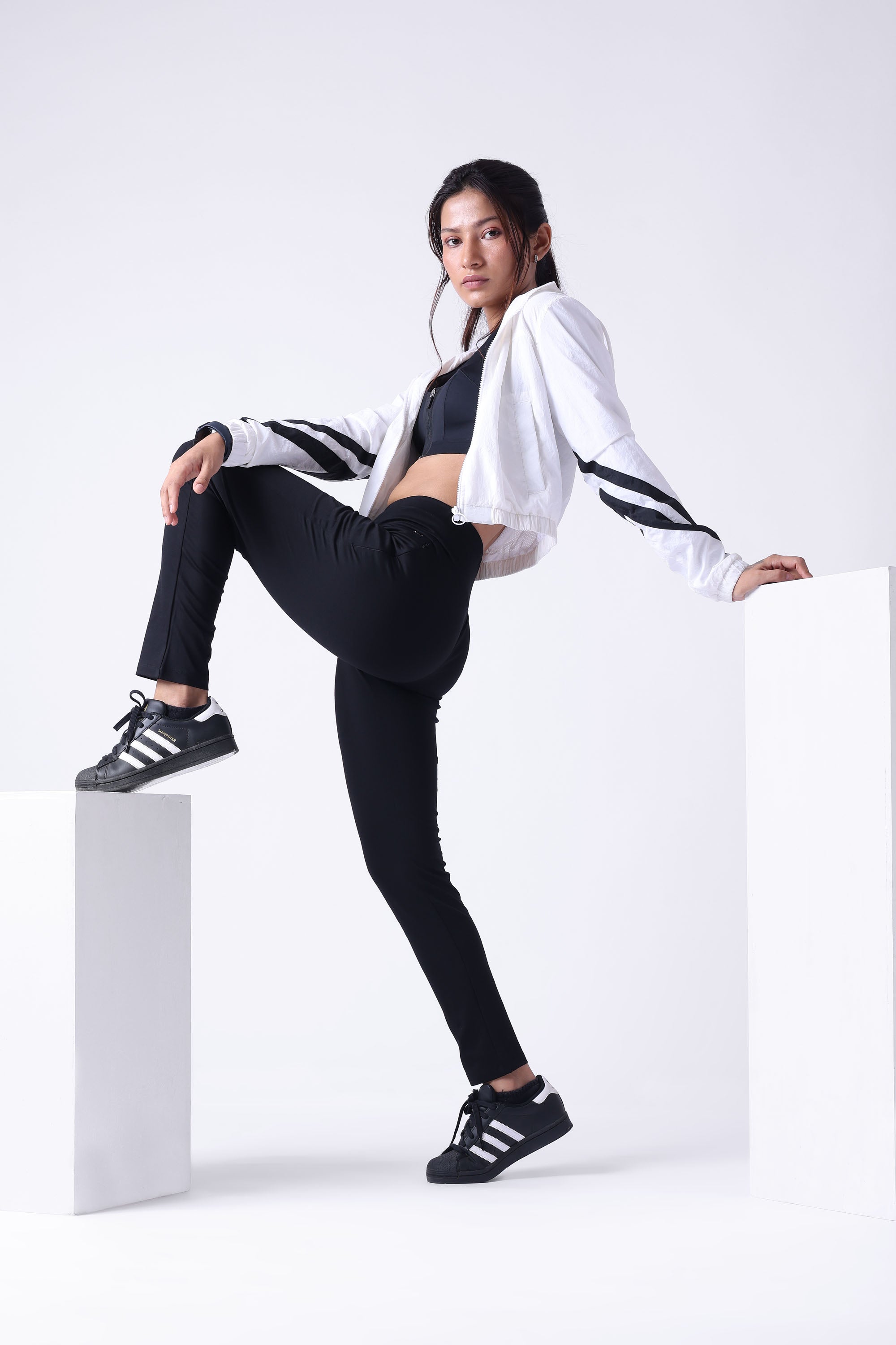 BLACK HIGH RISE FUNCTIONAL LEGGINGS-7